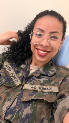 Karen Christina (2 Sargento da FAB)